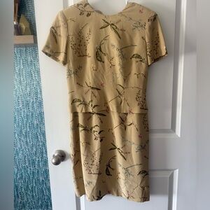 Vintage Maggy London Cream Short Sleeve Crew Neck Midi Dress 100% silk